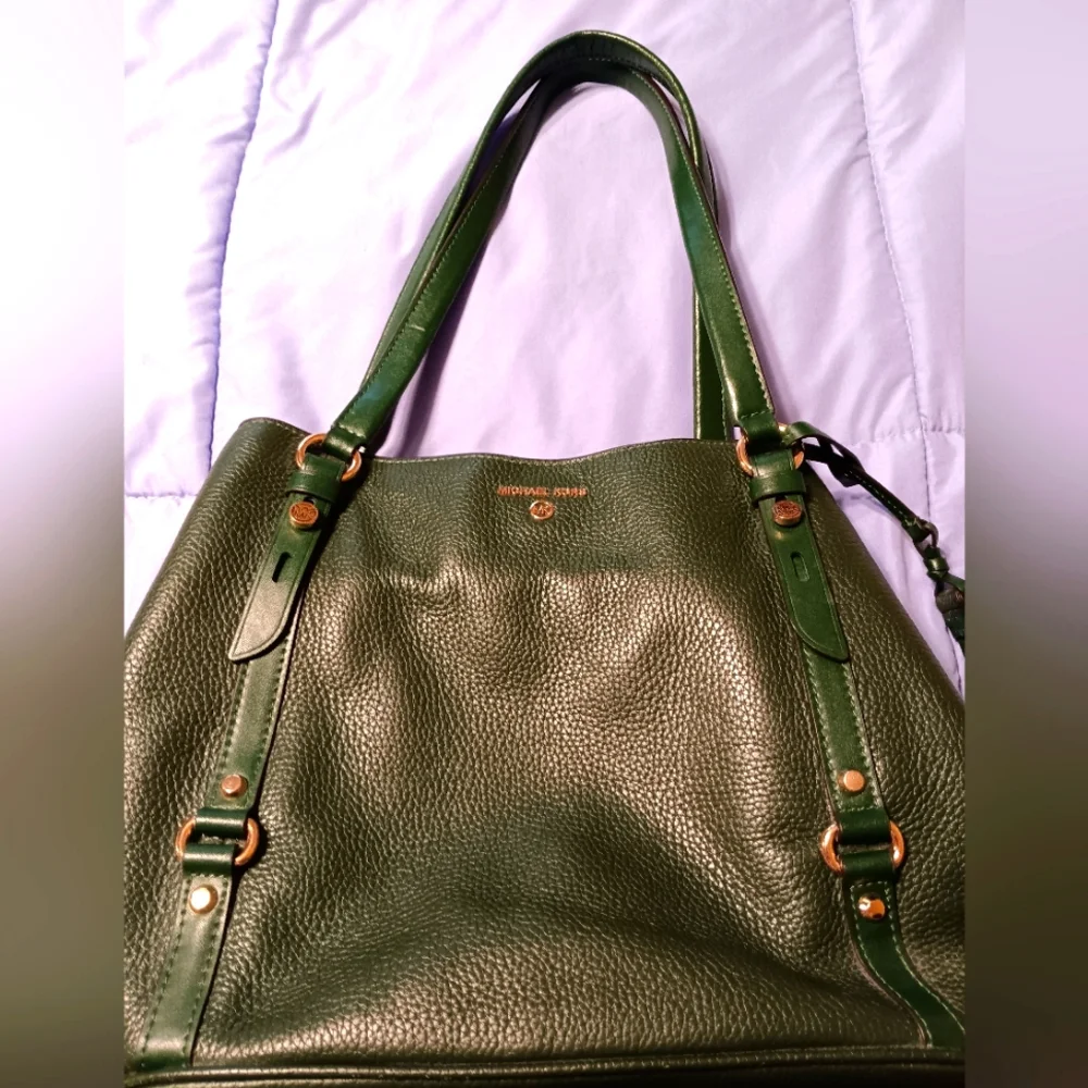 Michael Kors women's handbag - Picture 1 of 4